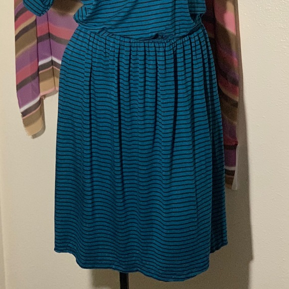🛒5/$25 Women’s Dress - Picture 3 of 5